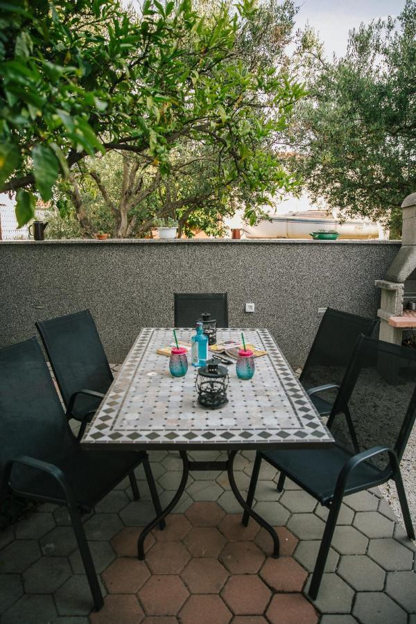 Apartman Bagattino-Trogir Near Old Town Exteriör bild